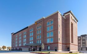 La Quinta Inn & Suites By Wyndham Dallas - Frisco Stadium